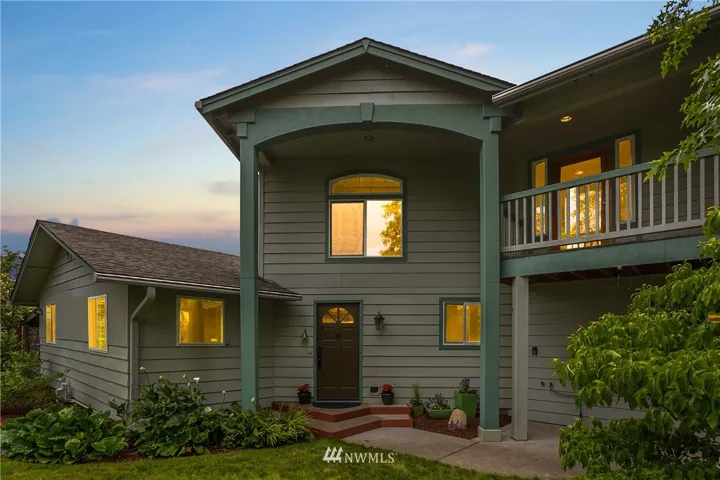 Welcome to your new Lake Tapps waterfront home!  Join me as we take a tour and be sure to click on the video link to see even more.