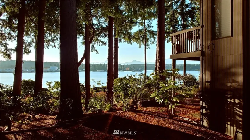 Imagine coming home and enjoying this magnificent view every day!