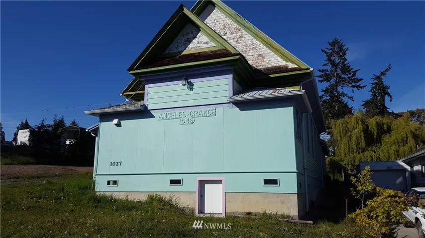 1170