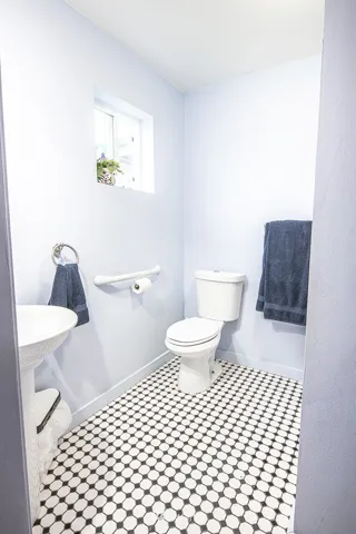 1170