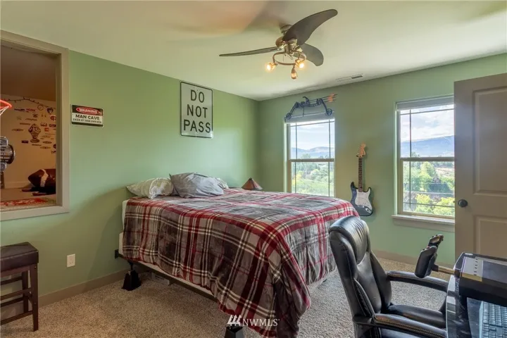 1170