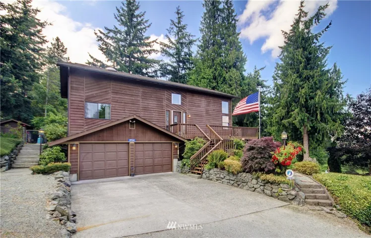 Be sure to check out the 3D VIRTUAL TOUR so you can see how it ALL comes together!