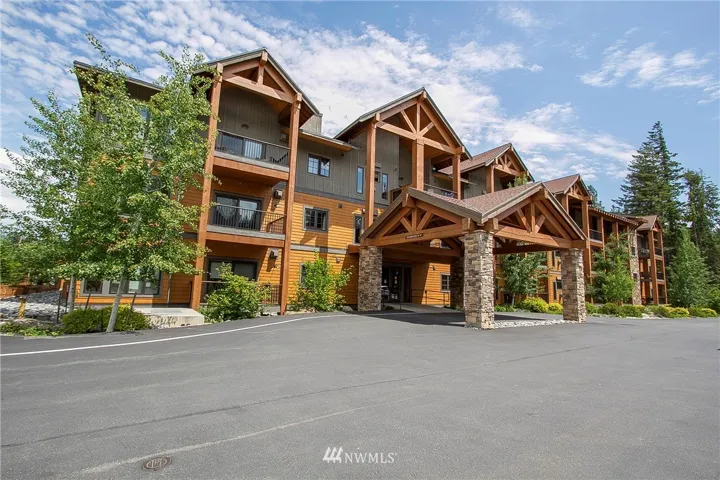 Trailhead Condominiums