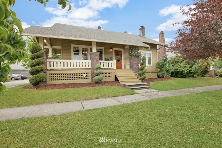 Located a stone's throw from University of Puget Sound, this craftsman charmer is ready for new owners!