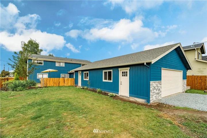 This charming home is situated on a large corner lot in the heart of Buckley