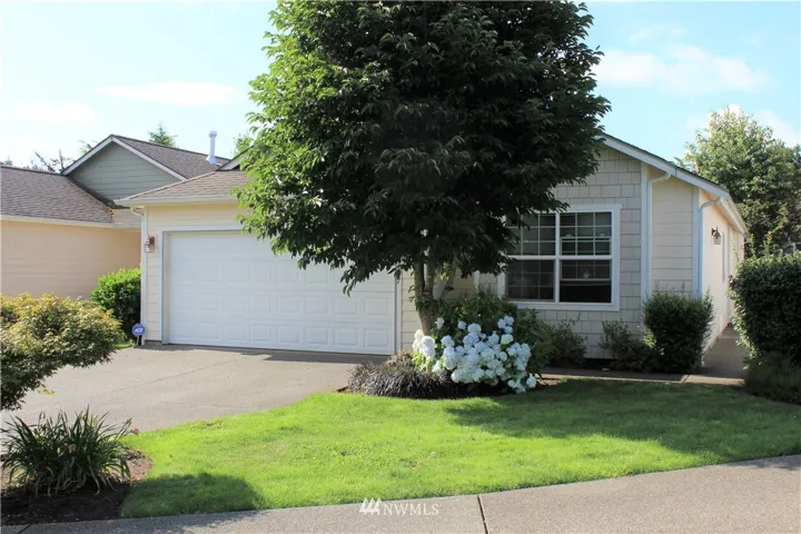 Welcome Home!!! | 2387 Alyssa Ct SE | 3 Bedrooms | 2 Bathrooms | 1,501 Square Feet | 3,920 Square Foot Lot