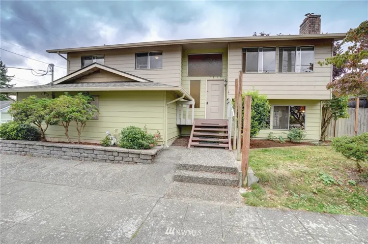 Welcome to this roomy 4 bedroom, 2.75 bath home, sitting on a corner lot in the neighborhood of Ballard Park.
