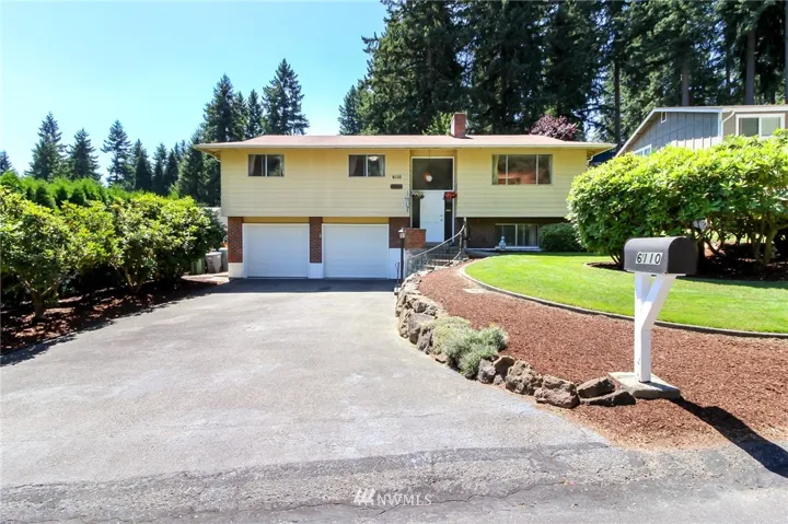 Welcome to Preferred Living in University Place