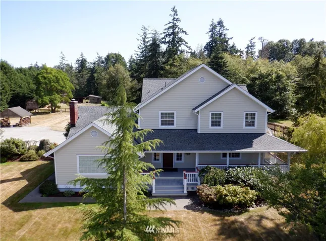 Welcome to 13694 Bayview Road