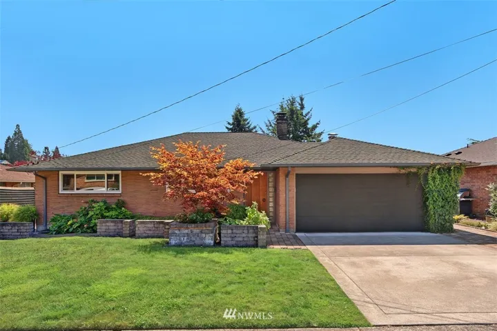 Two car garage that offers pre-wired for future electric car charging station (240 V/50 A)