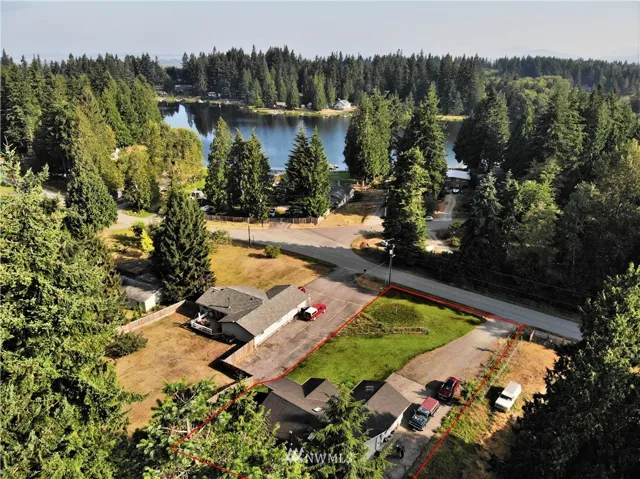 Aerial view of this beautiful area.