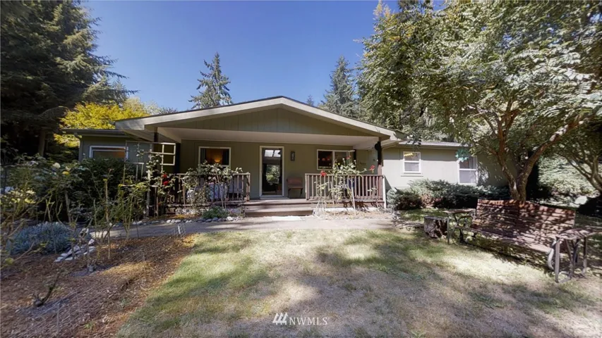 Well maintained 3 bedroom 2 bath (with a Jacuzzi tub in the master) and an large covered deck.
