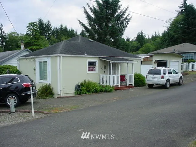 View of home facing Stephens Road.