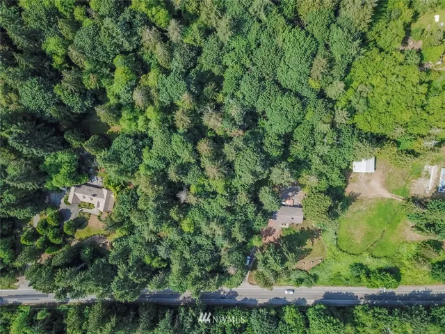 If you are looking to build, then you will want to check out this shy one acre property located about 10 minutes from Hwy 16, and Point Fosdick services.