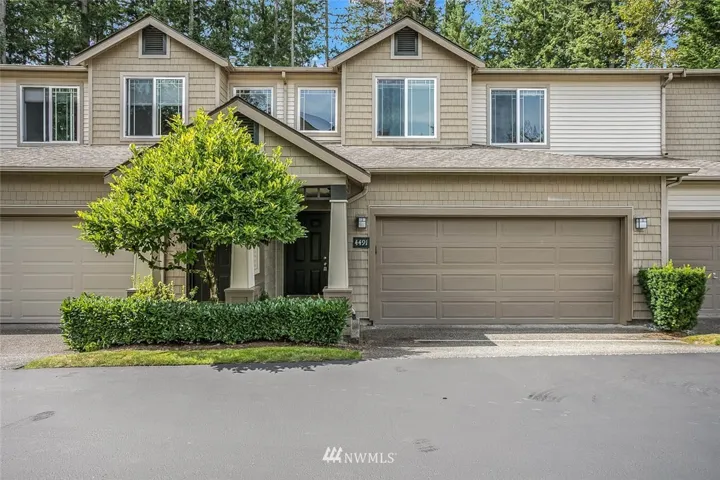 Come by Sierra at Klahanie to see this beautiful 3 bedroom 2 bath 2 car garage condominium nestled onto a slow quiet private street and backing to a deep lush greenbelt.