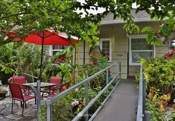 Front Entrance with ramp