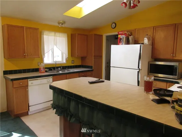 1170