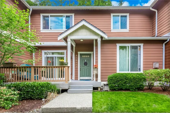 Stunning & spacious 3 bedroom town home with fam room, open loft/bonus room, and 2 car garage! Nearly 2000 sf in private secure gated community!