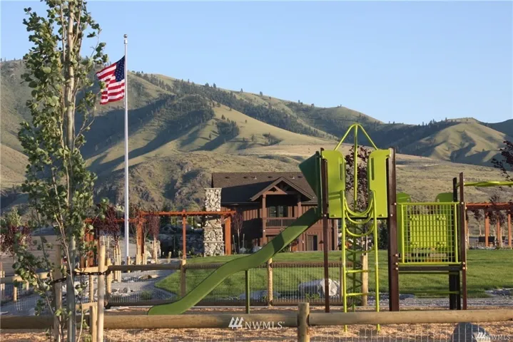 1170