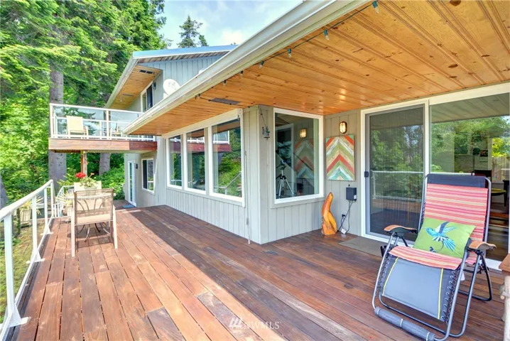 So much room to entertain! Come see this gorgeous house located on Fee Simple land, NOT deeded.