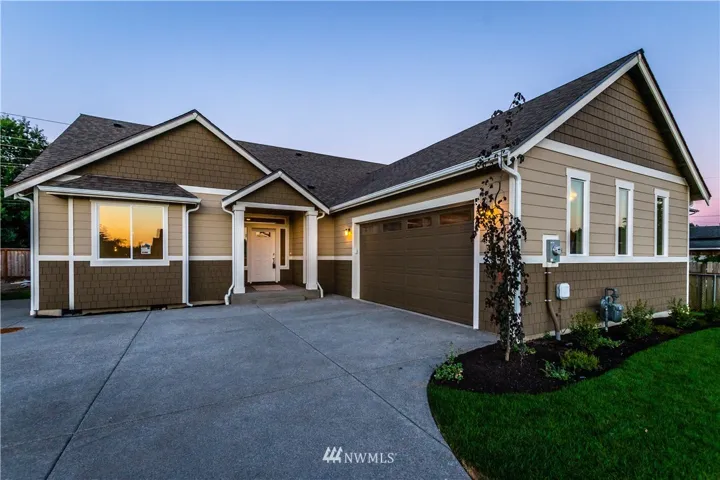 Finished home with same floor plan for illustrative purposes. See actual home Construction Progress photo in the additional photos.