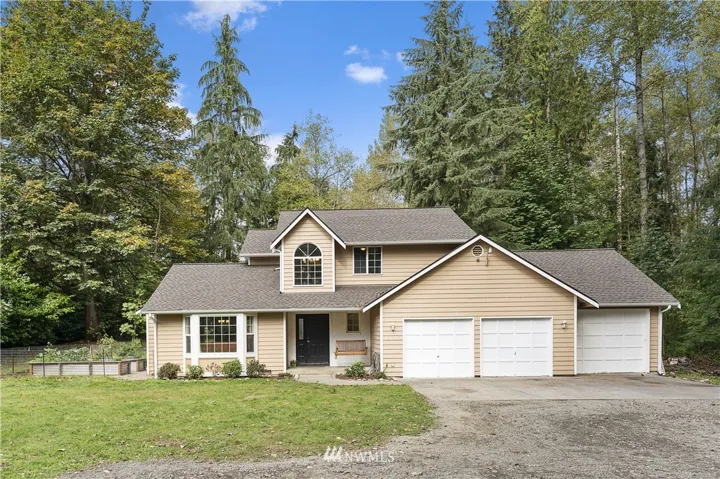 Welcome home!  This beautifully updated 3 bed 2.25 bath 2-story is move in ready.  3 car garage with multiple, dedicated 220 circuits is a dream to work in.  Wired for generator.