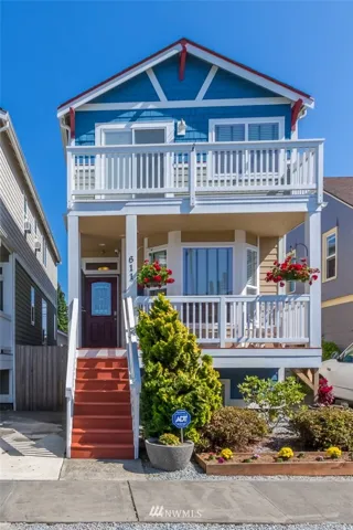 Striking curb appeal is reminiscent of a Victorian row house