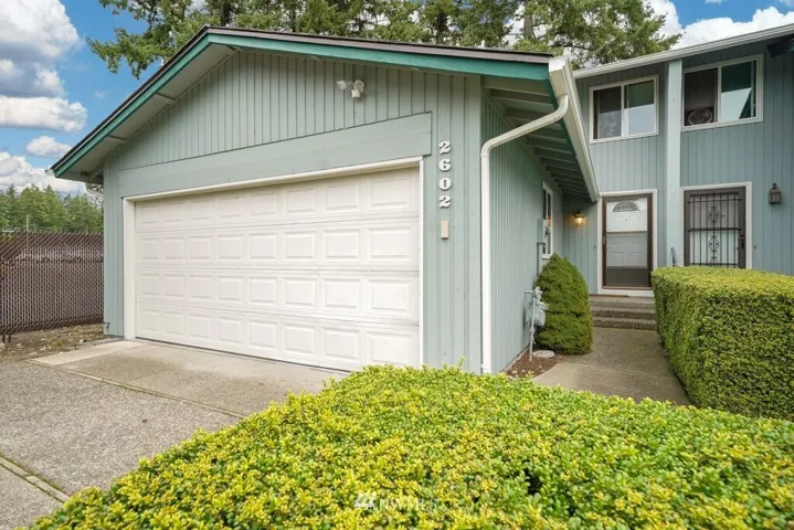 Welcome Home to your Corner End Unit!