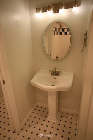 1170