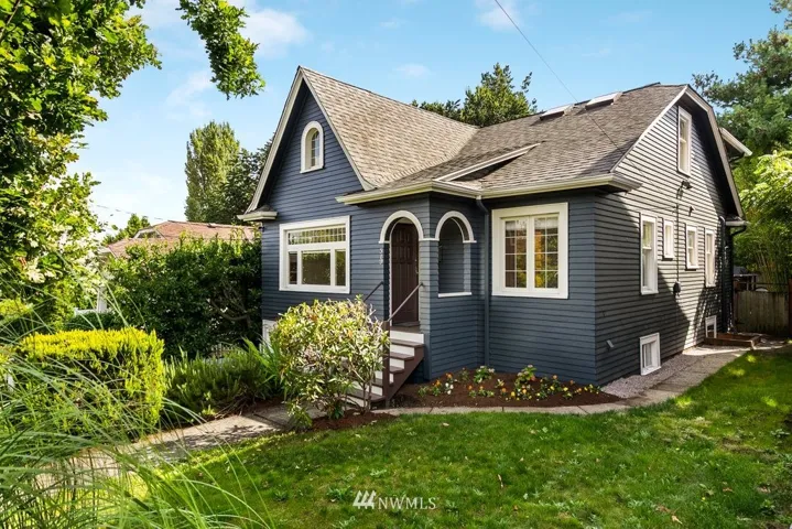 With a 2 year old roof, an incredible kitchen remodel, new deck, furnace, hot water heater, exterior paint, and some big Green Lake views, welcome home!