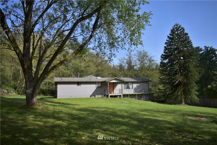 Front of Home with large front yard