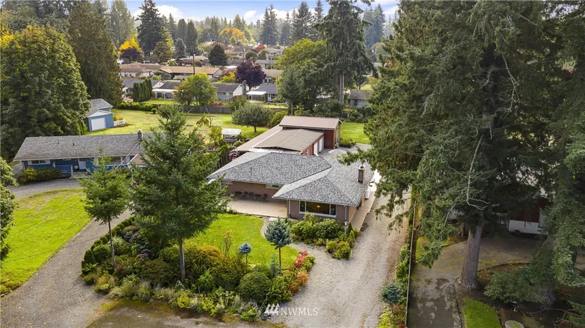 Wow look at the lot size here over 17000 sqft! Plenty of RV parking and car parking. Quiet cul de sac location too!