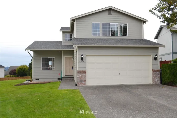 Welcome Home! Your new home has so much to offer! Views and 5 bedrooms total! 2 Master Bedrooms with their own Private Baths and Walk-In closets. Or you can use the Smaller, Main-Level Master Bedroom as an Office, Guest Suite or Game Room.