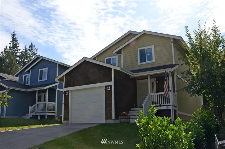 Well maintained home with shake trim on dead end street.