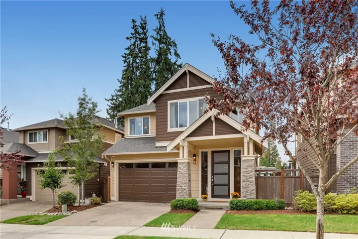 Gorgeous MainVue Model Home -- Stonewater Creek Development in Silver Lake, WA