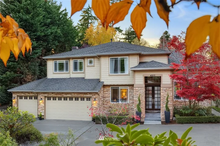Welcome to this wonderful, spacious home on a huge, private lot on Mercer Island!