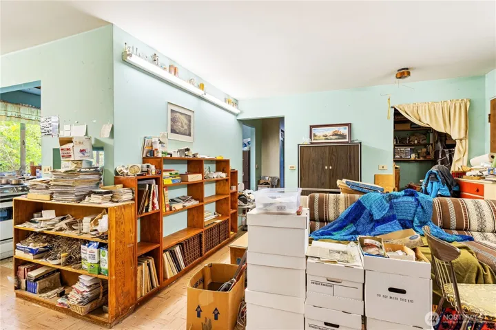 10434 22nd Avenue Sw, Seattle, WA 98146