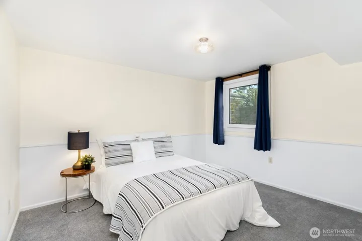 lower unit bedroom