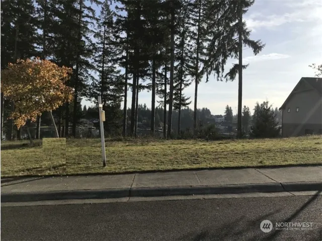 Homesite 21 - A gorgeous waterfront building site!