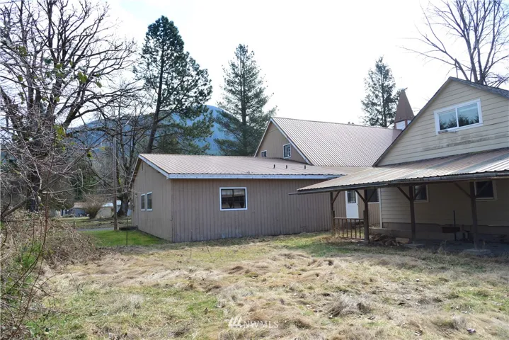 1170