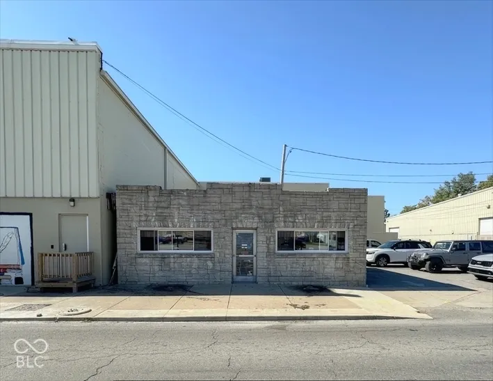 87 6Th St, Logansport, IN 46947
