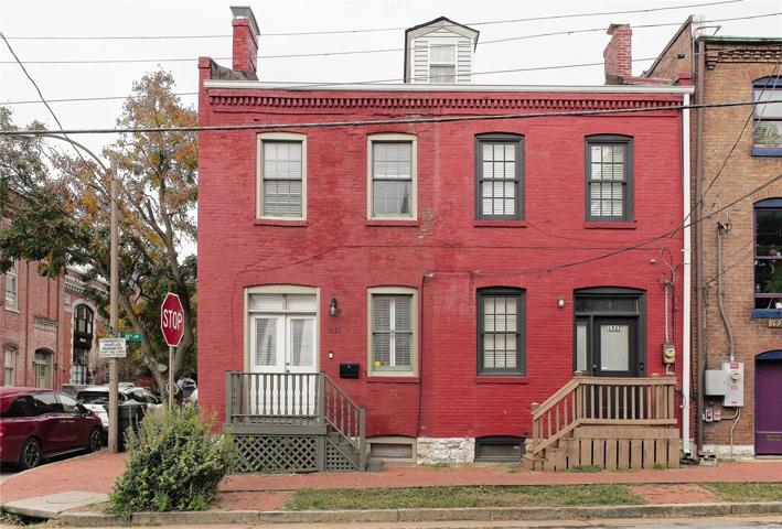 Built in 1885 this victorian row house is in prime Soulard location