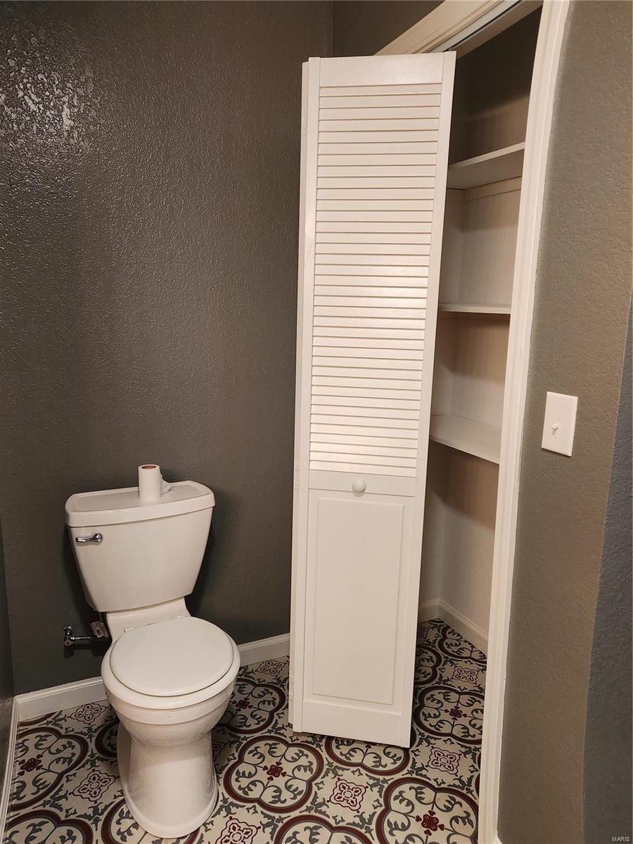 1170