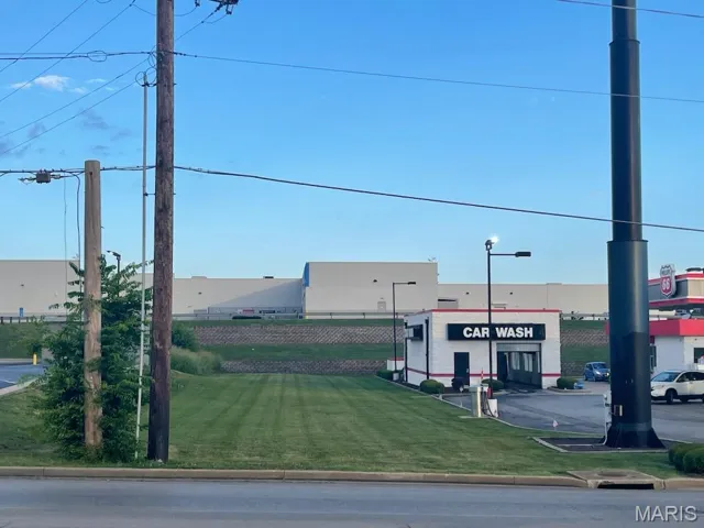 View of road with curbs