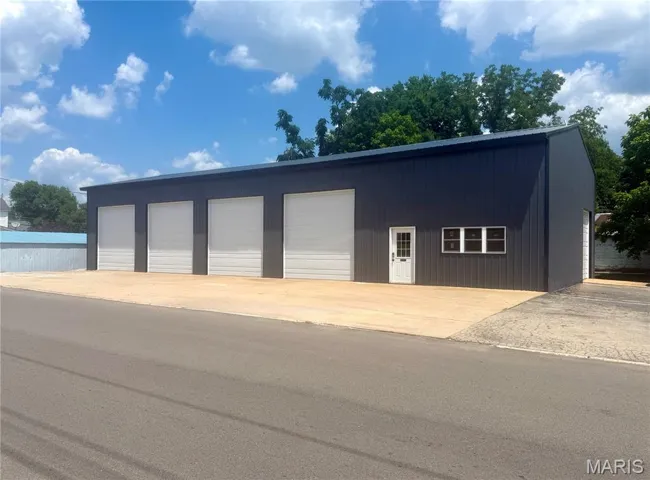 View of garage from S. Division St.