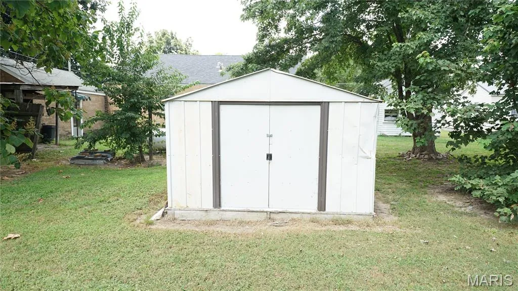 1170