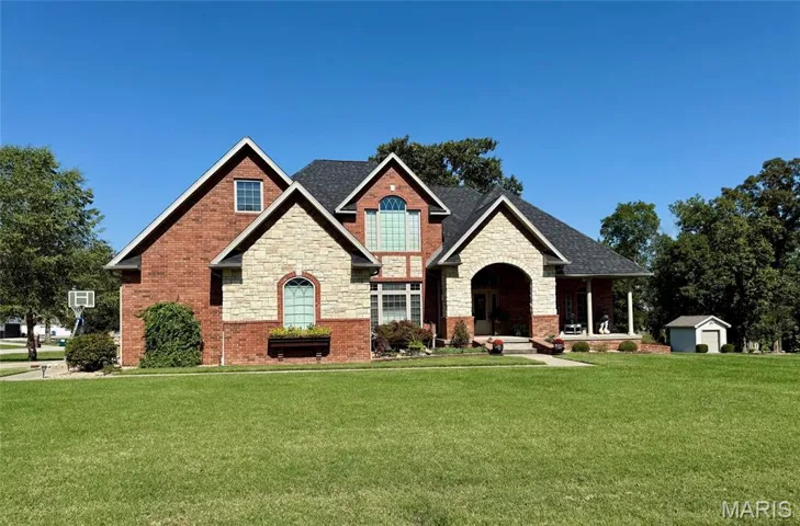 Lovely 4-Bedroom w/Bonus room and 3-Full Baths.