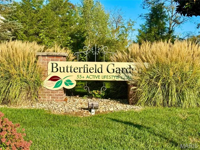 Community sign with a yard
