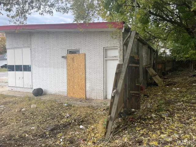 1170