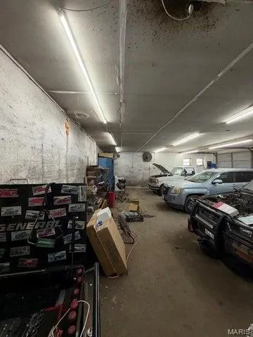 1170